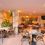 Carina Hotel